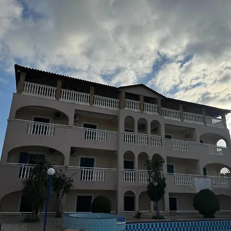 Sandy Maria 705 * مدينة زاكينثوس